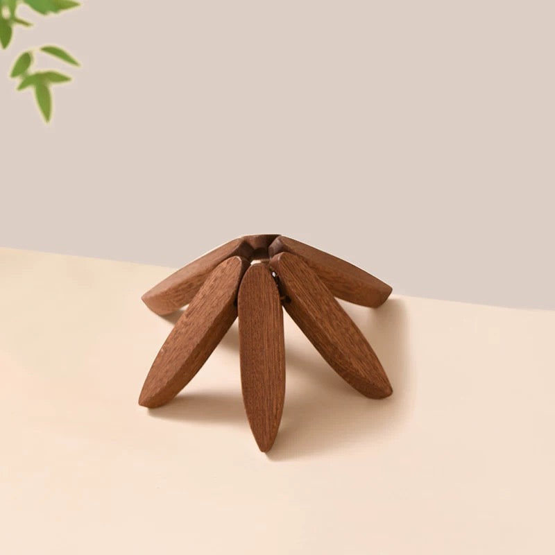 Premium Heat-Resistant Natural Wooden Trivet Set for Hot Dishes
