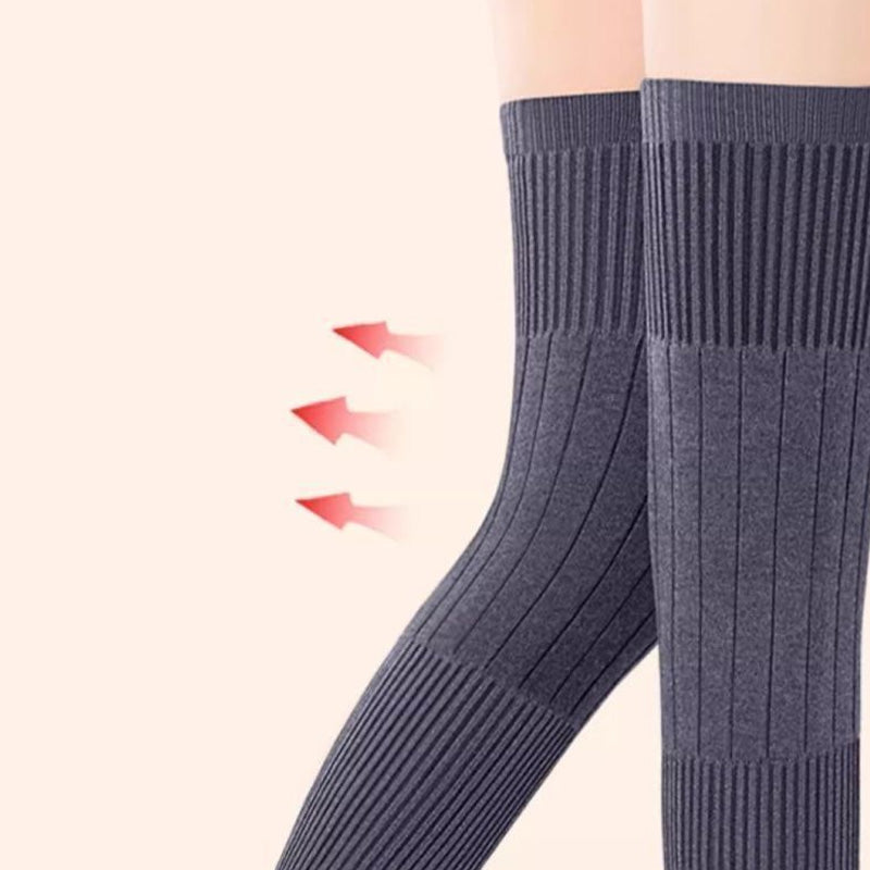 Comfortable and thermally elastic long knee pads