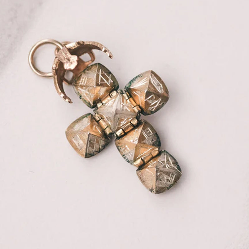 Mini masoński wisiorek w kształcie transformującej się kuli