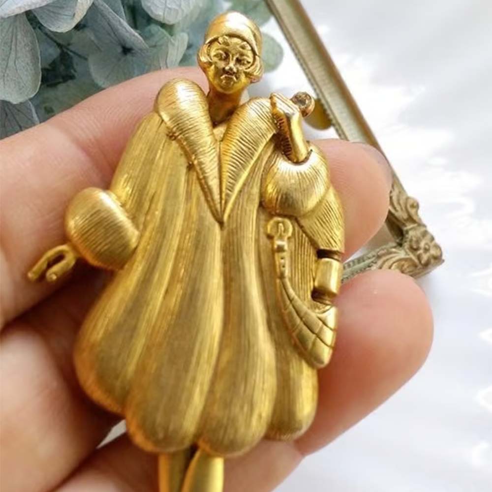 🔥Hot Sale SALE - 💃Vintage 1920s Flapper Girl Movable Figural Brooch