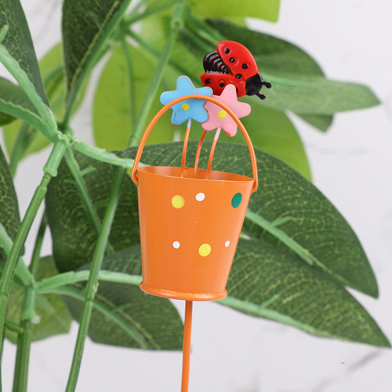 🌸 Colorful Metal Garden Stake Decor