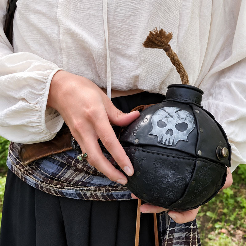 💣🏴‍☠️Pirate Bomb Bag