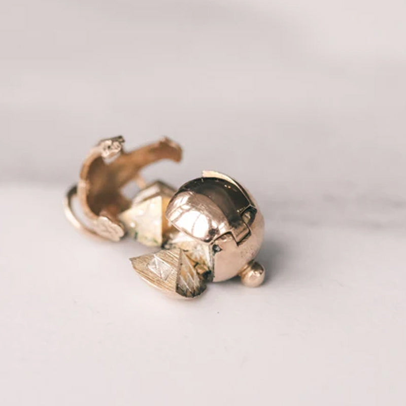 Mini masoński wisiorek w kształcie transformującej się kuli