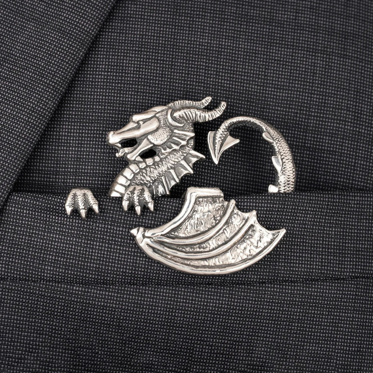 ✨ Luxury Sculpted Animal Brooch – Premium Statement Piece for Suits & Blazers