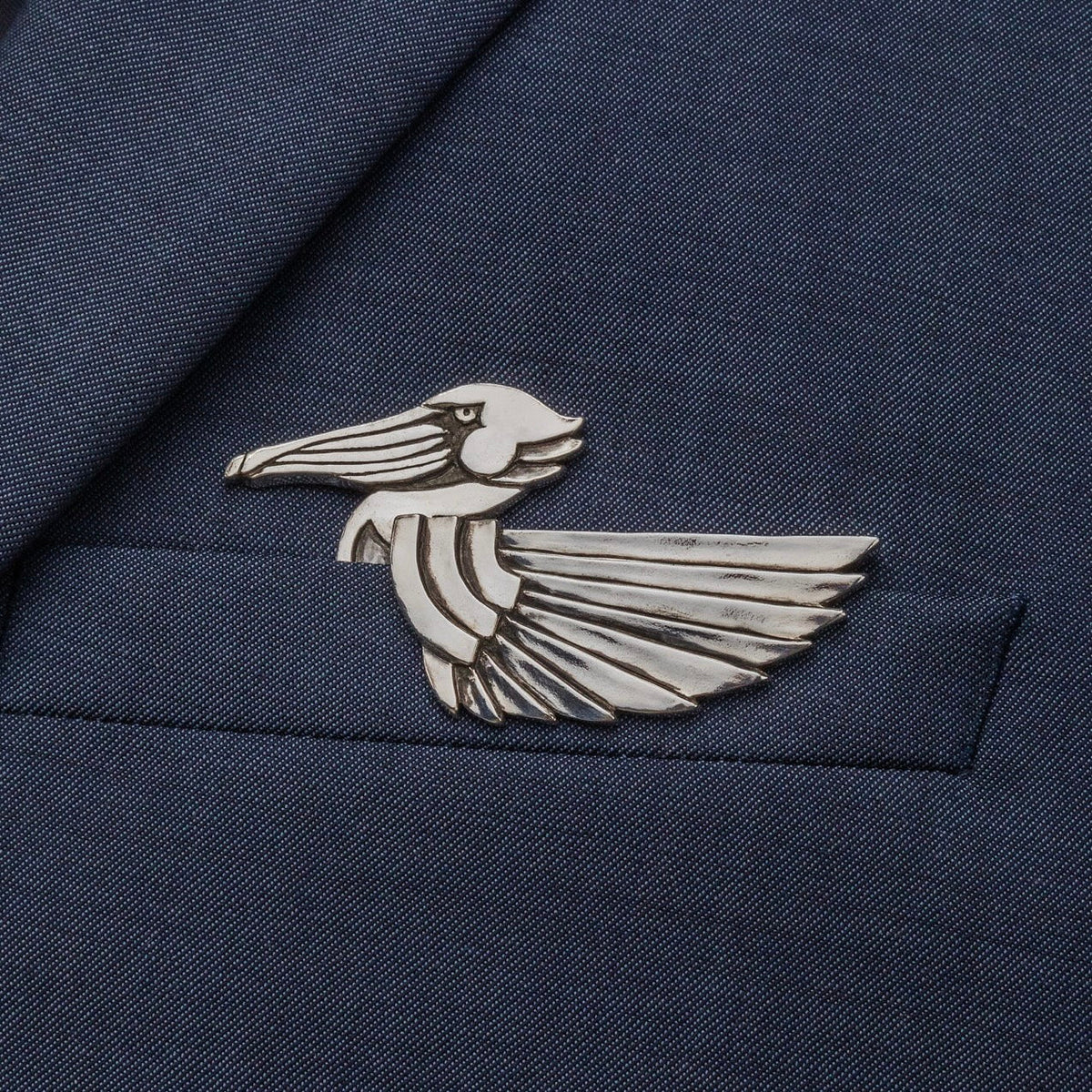 ✨ Luxury Sculpted Animal Brooch – Premium Statement Piece for Suits & Blazers